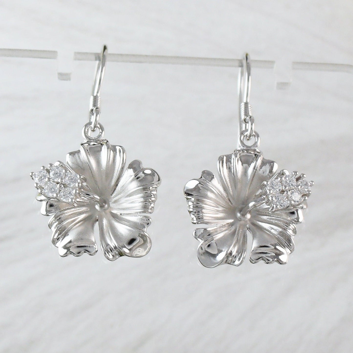 Beautiful Hawaiian Hibiscus Earring, Official Hawaii State Flower, Sterling Silver Hibiscus CZ Dangle Earring, E4124 Birthday Wife Mom Gift - Hawaii Treasures Shop